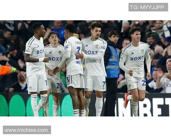 利兹联与西汉姆联的精彩对决赛果分析与赛后点评