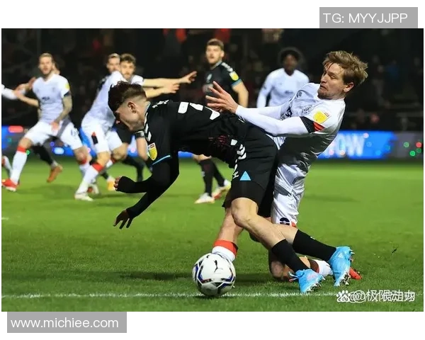 卢顿主场迎战布里斯托尔城期待精彩对决与三分争夺战 卢顿主场迎战布里斯托尔城期待精彩对决与三分争夺战